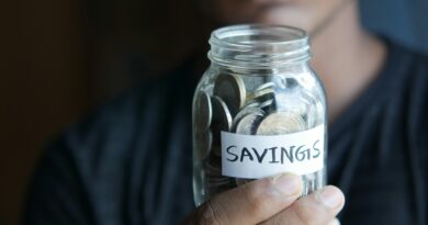 Saving vs Investing in 2025