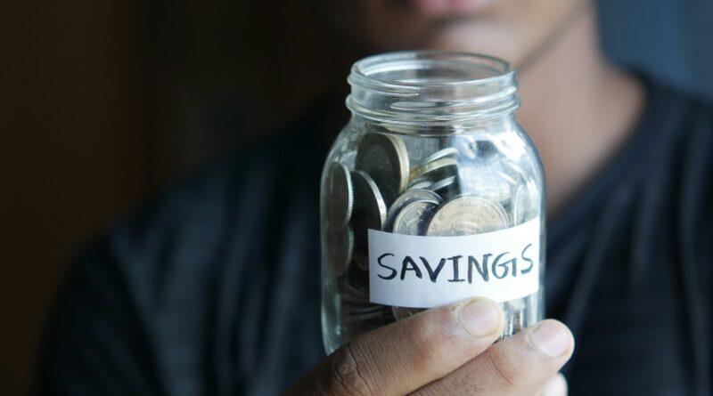 Saving vs Investing in 2025